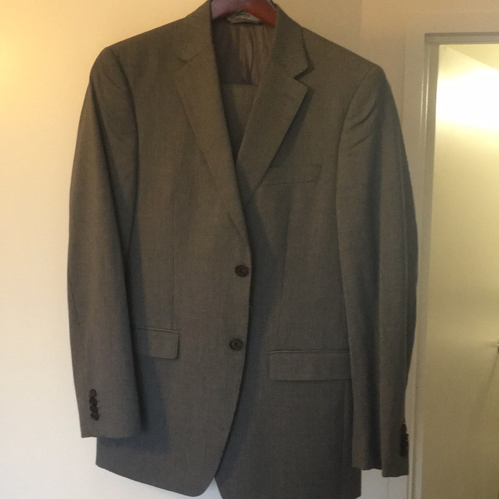 Suit